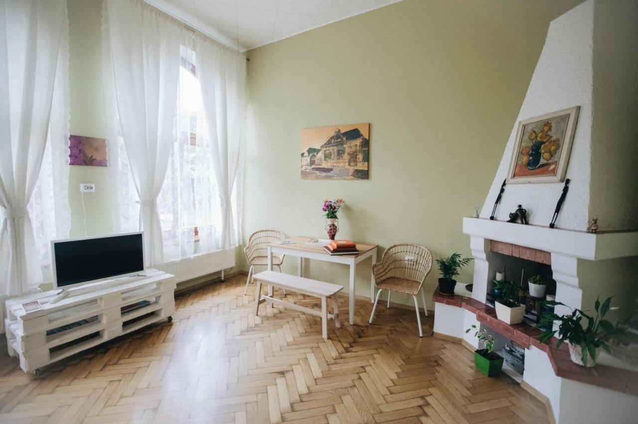 Love Nest Braşov Eksteriør bilde